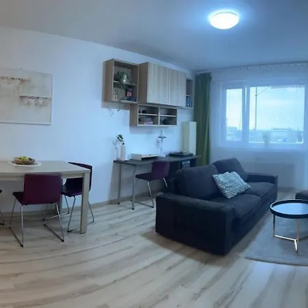 Modern 2 Apt With Free Parking And Wi-fi, Self Check-in Apartment *