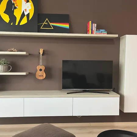 Modern 2 Apt With Free Parking And Wi-fi, Self Check-in Bratislava