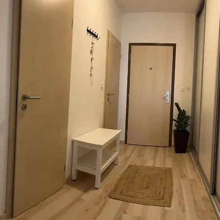 Apartamento Modern 2 Apt With Free Parking And Wi-fi, Self Check-in *