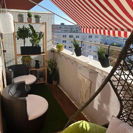 Modern 2 Apt With Free Parking And Wi-fi, Self Check-in *
